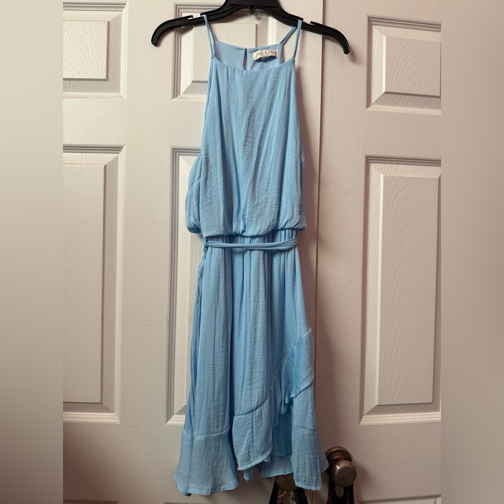 She + Sky Soft Blue Sleeveless Top